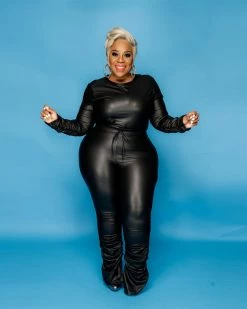 橙兴 All Ruched Faux Leather Set New In