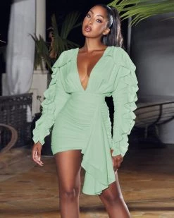 依凡 Samara Pale Green Draping Ruffle Sleeve Dress New In