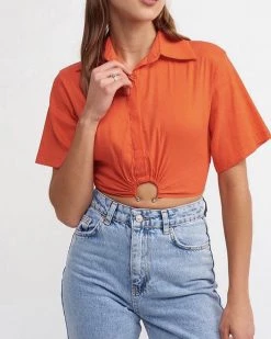 Divanewlook New In LAPEL NAVEL TOP