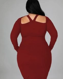 品辉 New In CRISSCROSS KNIT DRESS