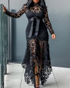 Divanewlook New In LACE HOLLOWED OUT DRESS
