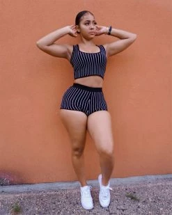 爱彼丽 She’s Hot Knit Set New In