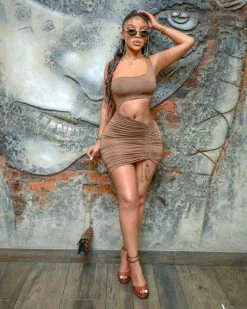 锦之涵 New In Crazy Tings Are Happening Dress