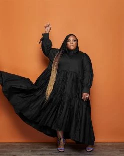 让你红 New In CAREY DRESS