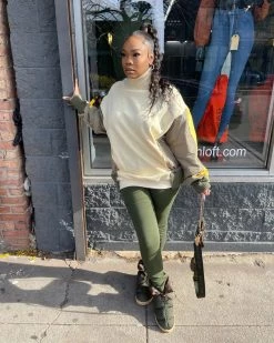 橱厘子 COLORBLOCKED SWEATER New In