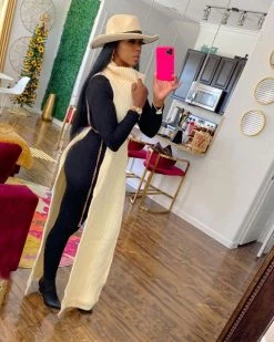 维妮娅 Meet Me Halfway Sweater New In