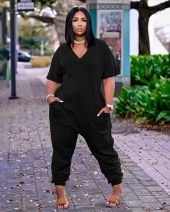 贝蒂 New In Keeping It Relaxed Jumpsuit