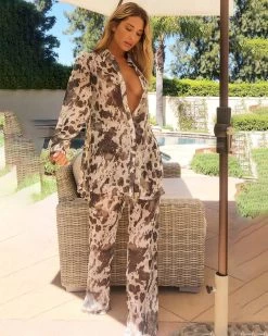 凯美 Out Of Office Suit