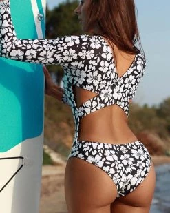 琴燚 Bikinx Floral Cut Out One Piece Swimsuit New In