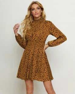 卡梵娅 New In Leopard Print Bishop Sleeve Dress