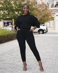 赞朵&金宸 ROUND NECK PULLOVER SWEAT SET