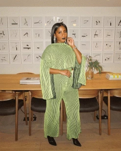 诚远 Good Time Ahead Sequin Set New In