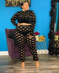 晓俏伊 New In “Luchi” Pant Set