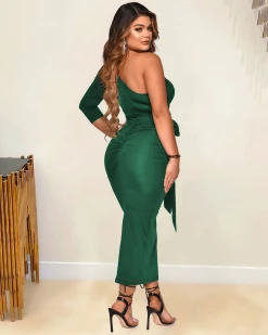 欧丝单 New In She A Baddie Bandage Dress