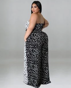 Divanewlook BLACK AND WHITE STITCHED JUMPSUIT New In