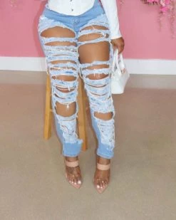 茜贝尔 The “Girl You Killing Em” Distress Jeans New In