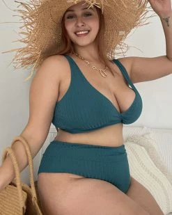 神采 New In Dark Green Strap Two Piece Swimsuit