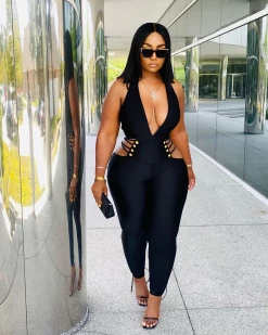 衣姿美 New In Crazy Over Fuchsia Jumpsuit