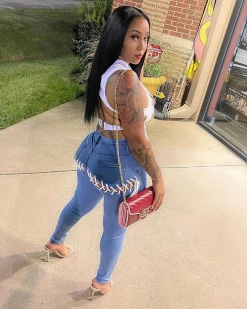 蕾婷娜 Bandage Hollow-out Design Jeans