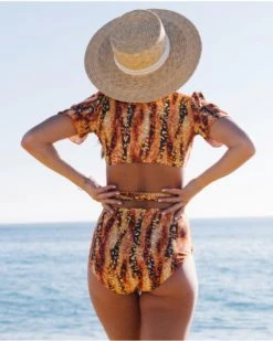 景帆 Ginger Print Split Swimsuit New In