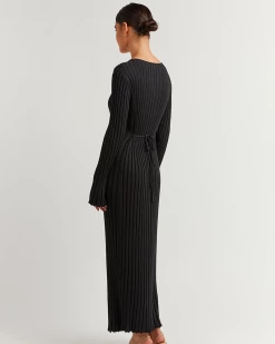 睡美人 LONG SLEEVED KNIT MIDI DRESS New In
