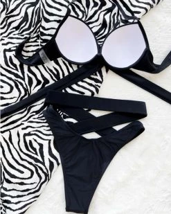 楚双 New In Criss Cross Wrap Halter Bikini Swimsuit