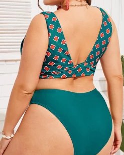 Divanewlook New In COLOR BLOCK PLUS SEIZE SWIMSUIT