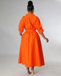 新鸿鑫 New In Essential Chic Dress