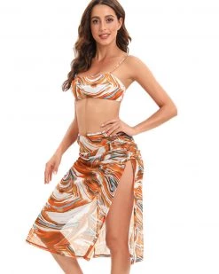 杰仕尼 New In Pleated Design Wavy Print Three Piece Swimsuit