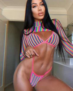 卓弘 Long Sleeve Rainbow Stripe Three Piece Printed Swimsuit