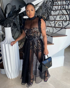 妮妮维亚 Desire 2Pc Set New In