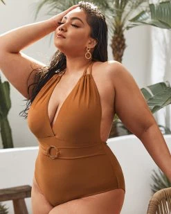 嘉恒 Solid Color Oversized One-piece Swimsuit New In