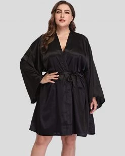 仟伊 IFigure Satin Robes New In