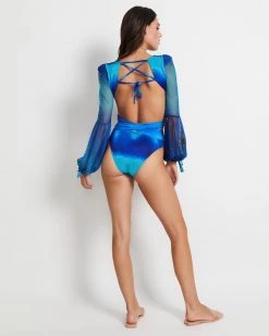 鼎特 New In Gradient Long Sleeve One-piece Swimsuit