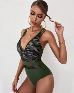 迪拉蒙 Deep V Stitched One-piece Swimsuit