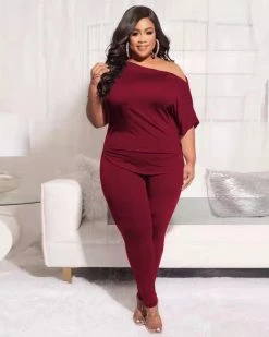 曼奇兴 Diagonal Shoulder Casual Set