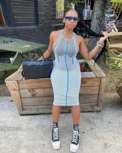 多蕾丝 New In Find Me And Guide Me Dress