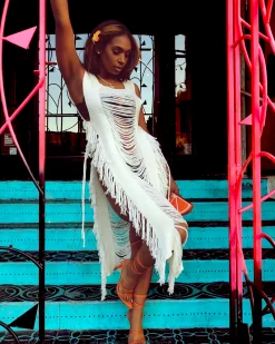 泰瑞莎 Sun Queen Dress