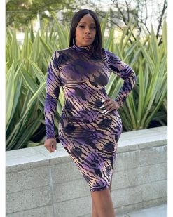 慕时维琪 New In Body Ody Dress