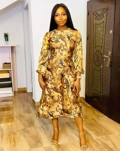 Divanewlook Eastside Midi Dress