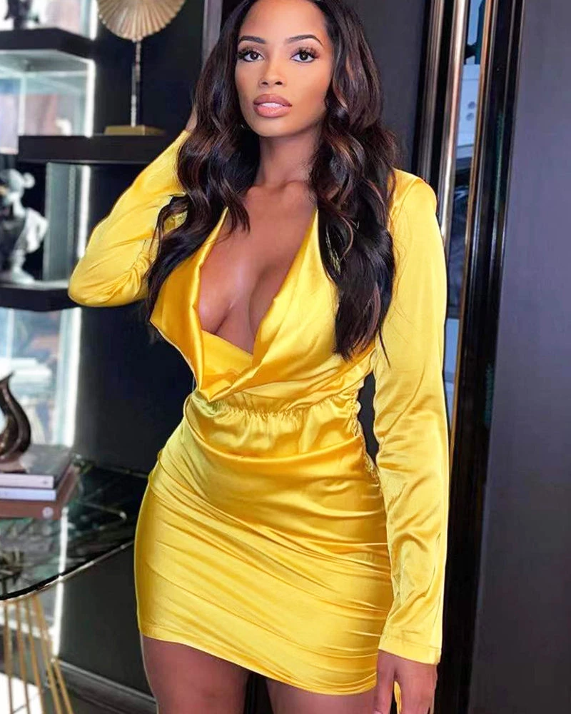 莱锦丝 Looking Fine Satin Dress 5 莱锦丝 Looking Fine Satin Dress