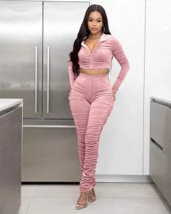 洛米拉 New In Supreme Velour 44 洛米拉 New In Supreme Velour