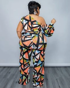 达梦 New In Print Cold Shoulder Jumpsuit