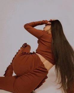 觅雪 New In Retro Knitted Trousers Suit