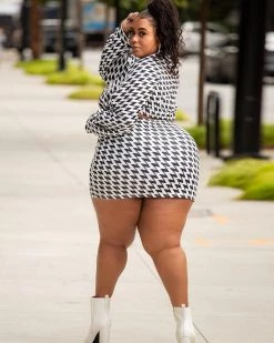 Divanewlook New In Trippy Print Dress Set