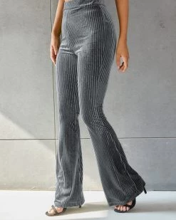 欧娅薇 New In Velvet Flare Leg Pants