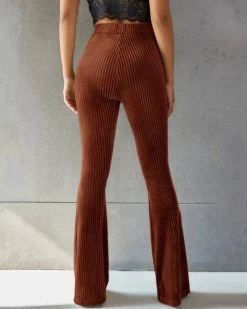 欧娅薇 New In Velvet Flare Leg Pants