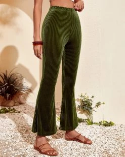 欧娅薇 New In Velvet Flare Leg Pants