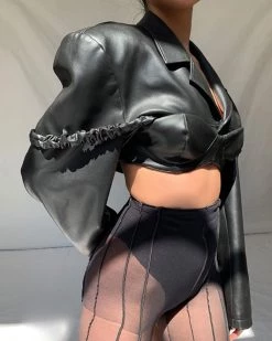 素纱 Black Leather Crop Top New In