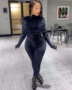 Divanewlook New In Black Swan Velvet Jumpsuit